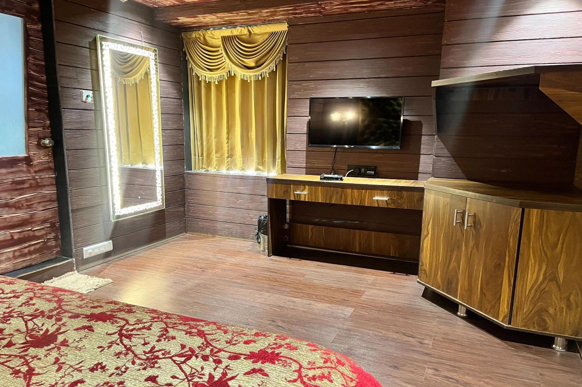 Hotel Shailly Inn Amhedabad Dış mekan fotoğraf
